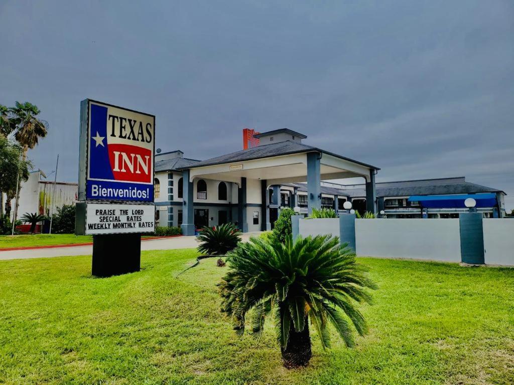 Texas Inn And Suites Raymondville Exterior foto